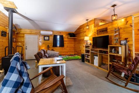 31 Mckenney Lane Harrington ME 04643