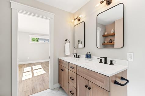 28 Woodbrey Lane Standish ME 04084