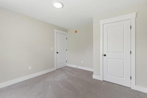 28 Woodbrey Lane Standish ME 04084