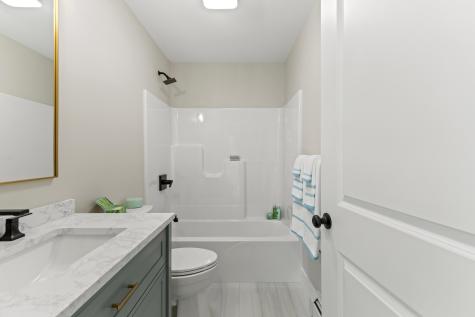 28 Woodbrey Lane Standish ME 04084