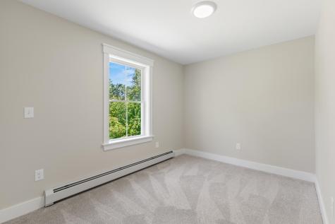 28 Woodbrey Lane Standish ME 04084