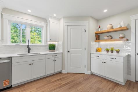 28 Woodbrey Lane Standish ME 04084