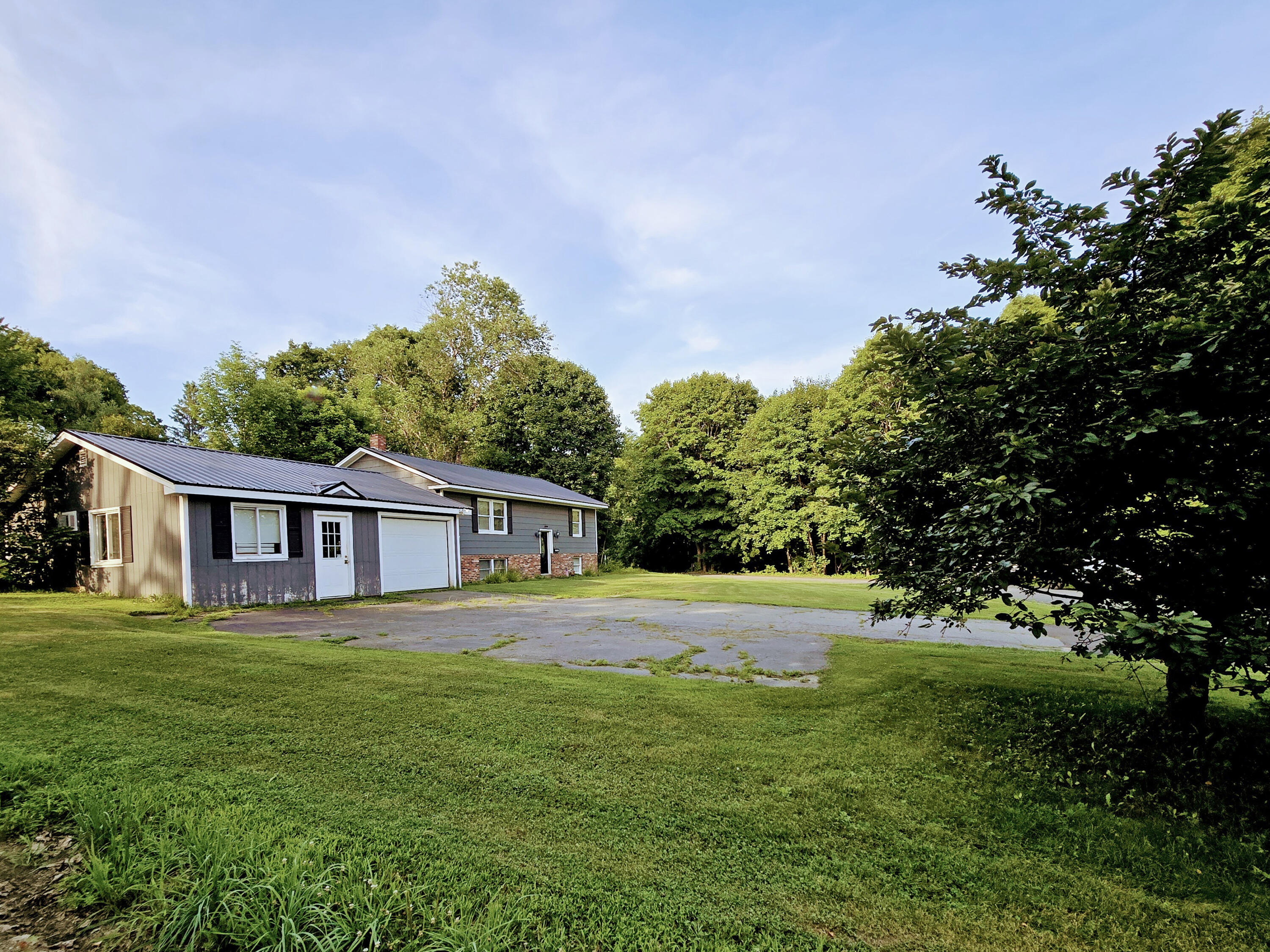 19 Dexter Street Dexter ME 04930