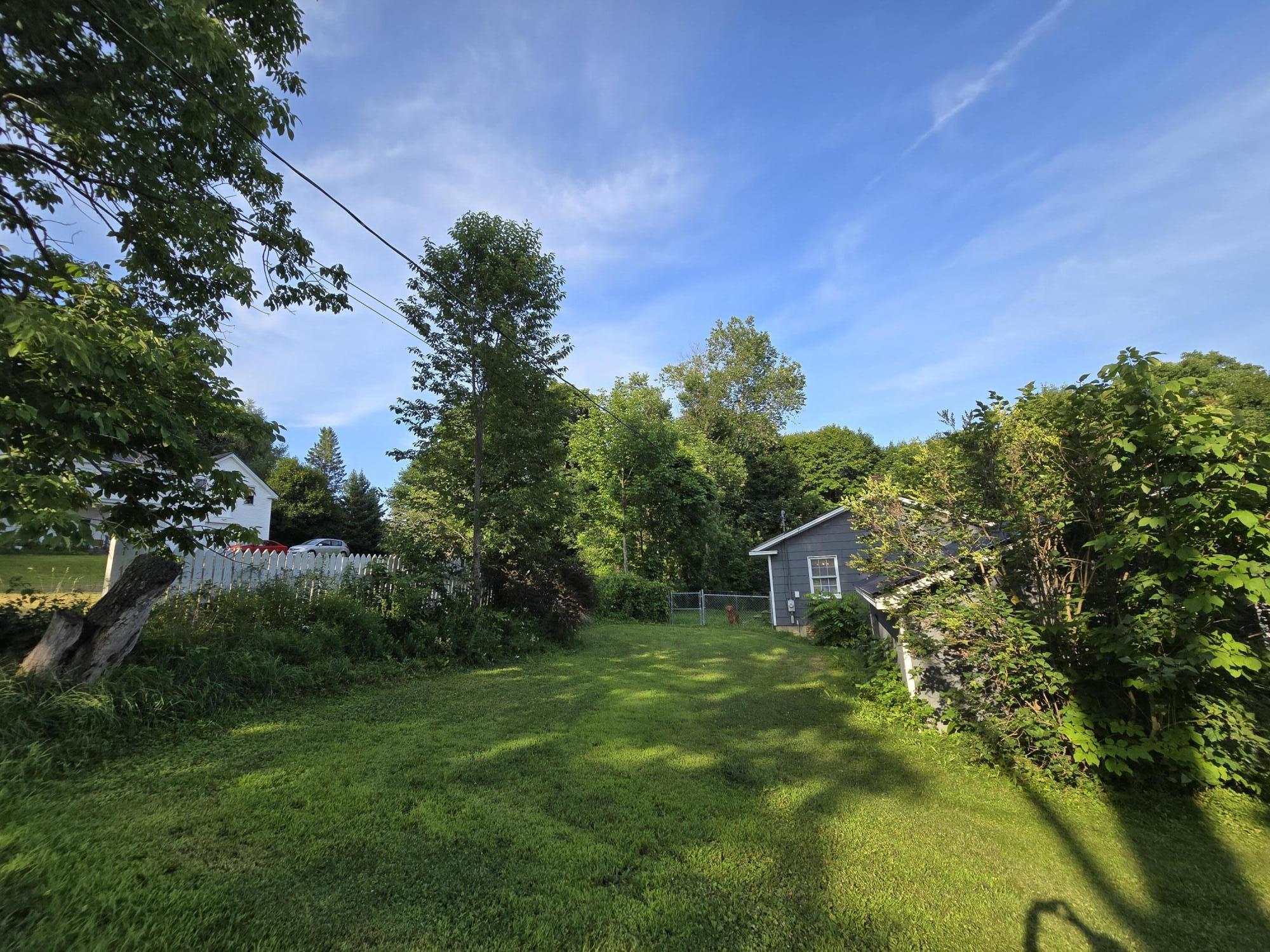 19 Dexter Street Dexter ME 04930