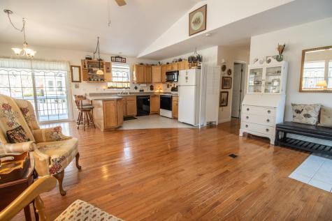 167 Winter Street Auburn ME 04210