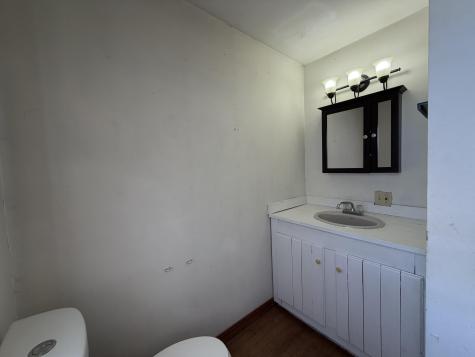 189 Phinney Farm Road Lincoln ME 04457