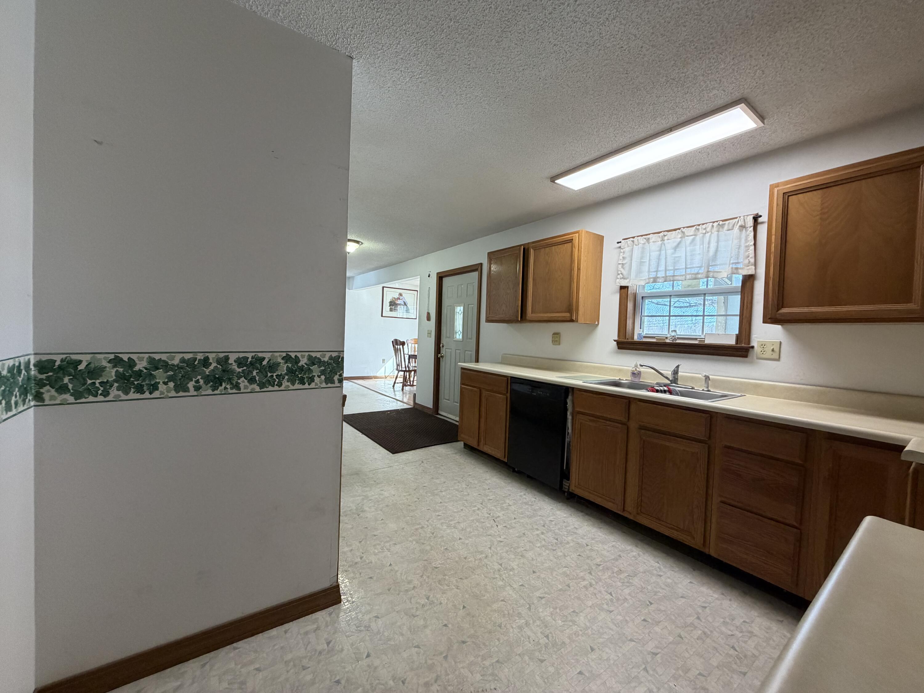 189 Phinney Farm Road Lincoln ME 04457