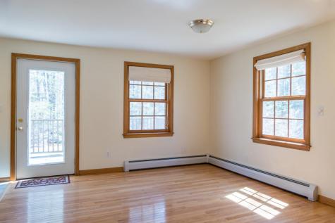 63 Windsor Post Road Freeport ME 04032
