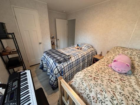 119 Gardiner Road Wiscasset ME 04578