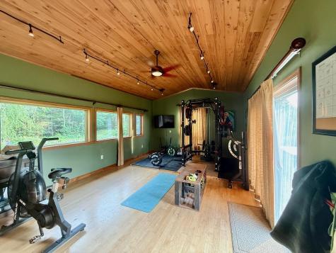 334 Johnson Road Auburn ME 04210