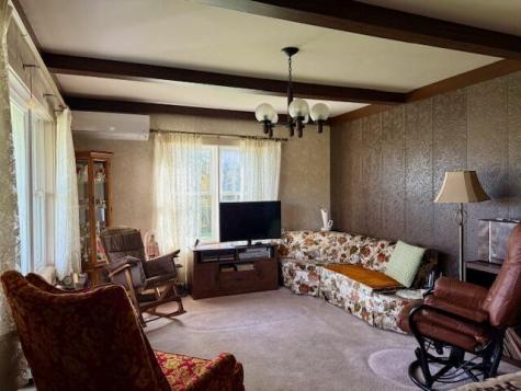 469 Us Route 1 Frenchville ME 04745