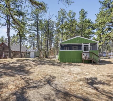 6 Log Cabin Lane Waterboro ME 04087