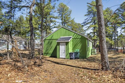 6 Log Cabin Lane Waterboro ME 04087
