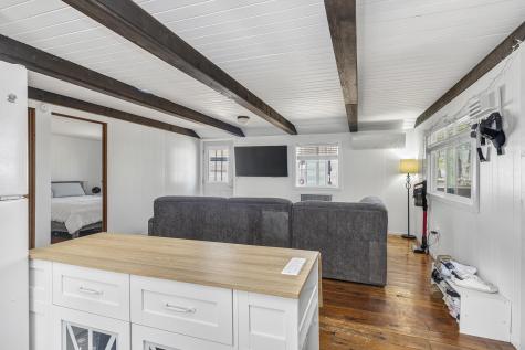6 Log Cabin Lane Waterboro ME 04087