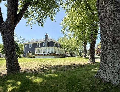 88 Union Street Calais ME 04619