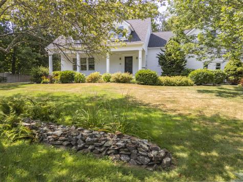 2 Sunnyfield Lane Falmouth ME 04105