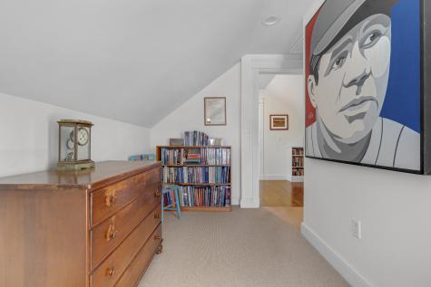 2 Sunnyfield Lane Falmouth ME 04105