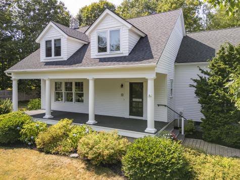 2 Sunnyfield Lane Falmouth ME 04105