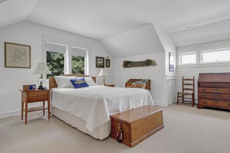 2 Sunnyfield Lane Falmouth ME 04105