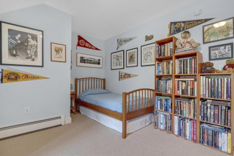 2 Sunnyfield Lane Falmouth ME 04105