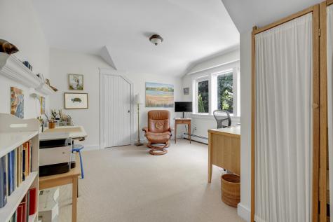 2 Sunnyfield Lane Falmouth ME 04105