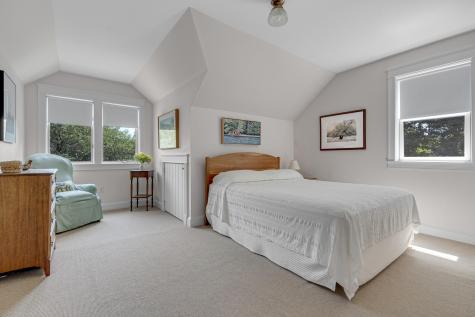 2 Sunnyfield Lane Falmouth ME 04105