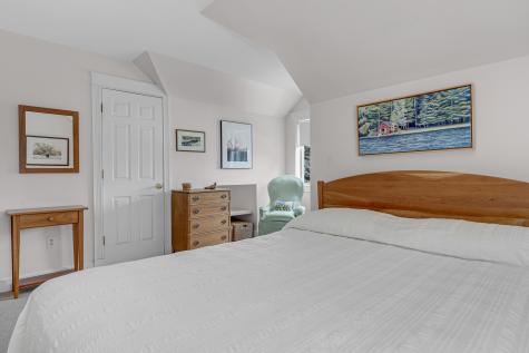 2 Sunnyfield Lane Falmouth ME 04105