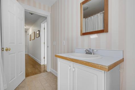 2 Sunnyfield Lane Falmouth ME 04105