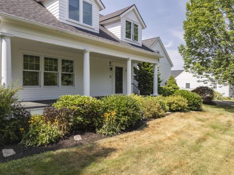 2 Sunnyfield Lane Falmouth ME 04105