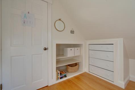 13 Crystal Lane Cumberland ME 04021