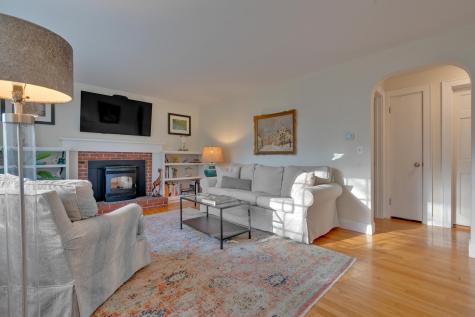 13 Crystal Lane Cumberland ME 04021