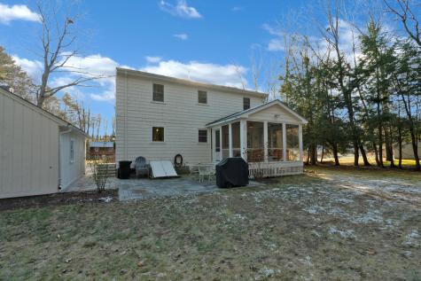 13 Crystal Lane Cumberland ME 04021