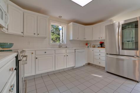 13 Crystal Lane Cumberland ME 04021