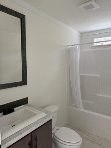 123 Dutch Drive Farmington ME 04938