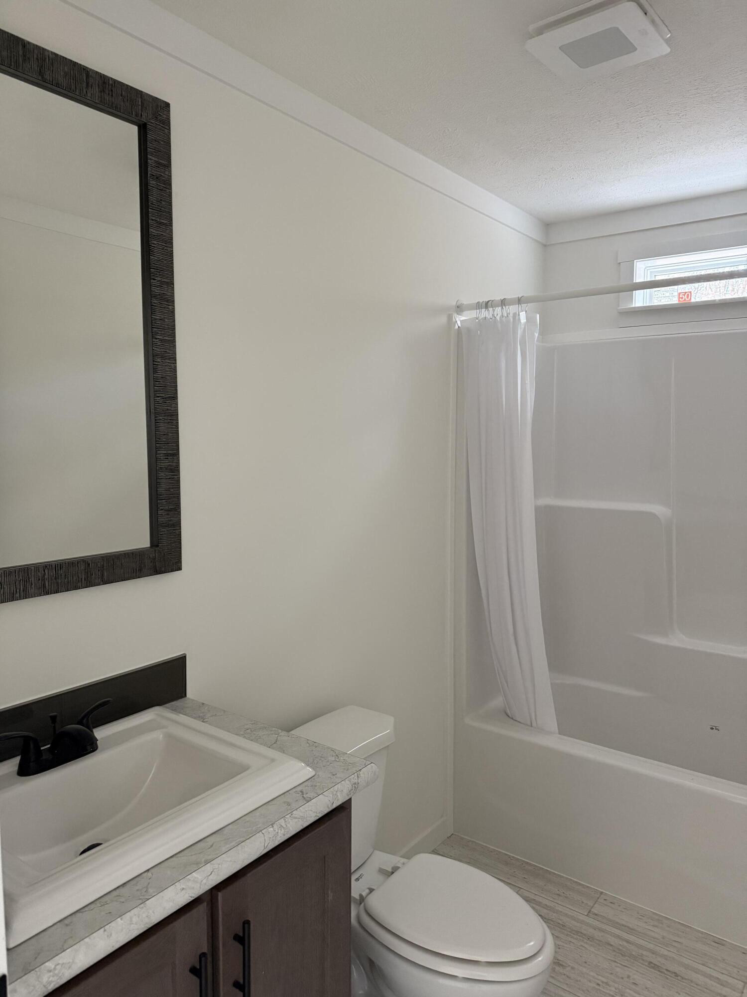 123 Dutch Drive Farmington ME 04938