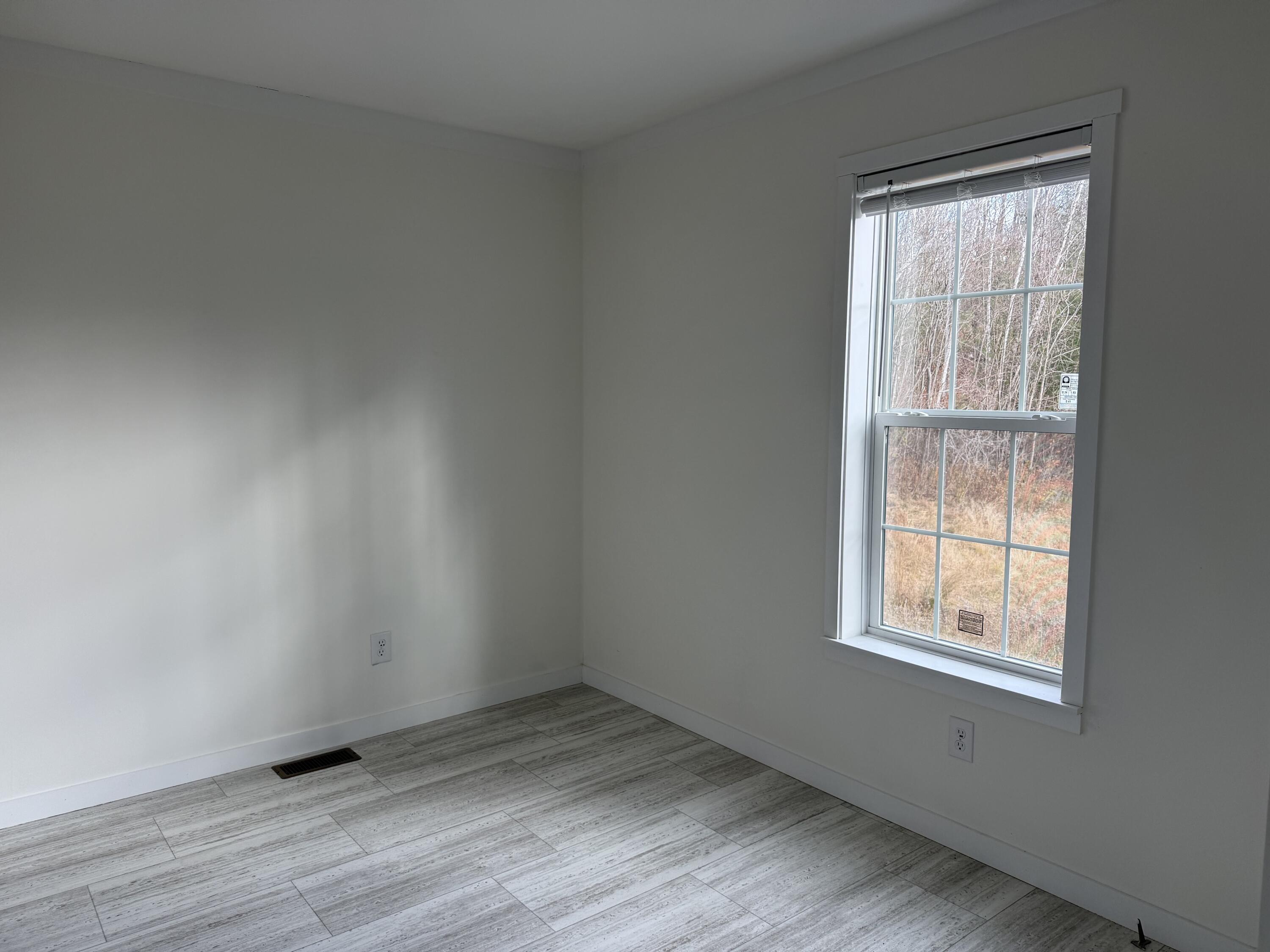 123 Dutch Drive Farmington ME 04938