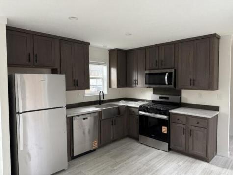 123 Dutch Drive Farmington ME 04938