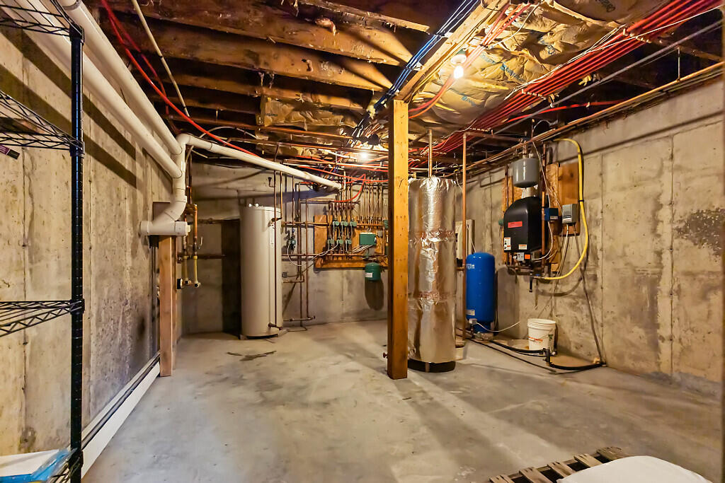 1194 Mercer Road Mercer ME 04957