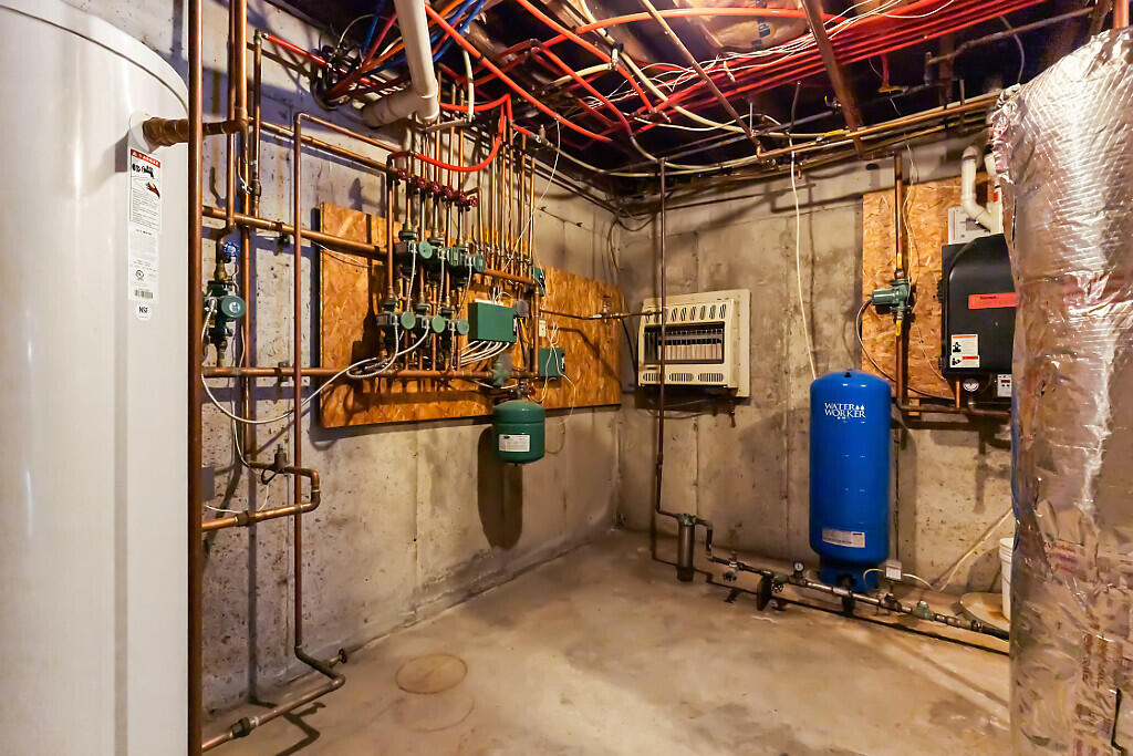 1194 Mercer Road Mercer ME 04957