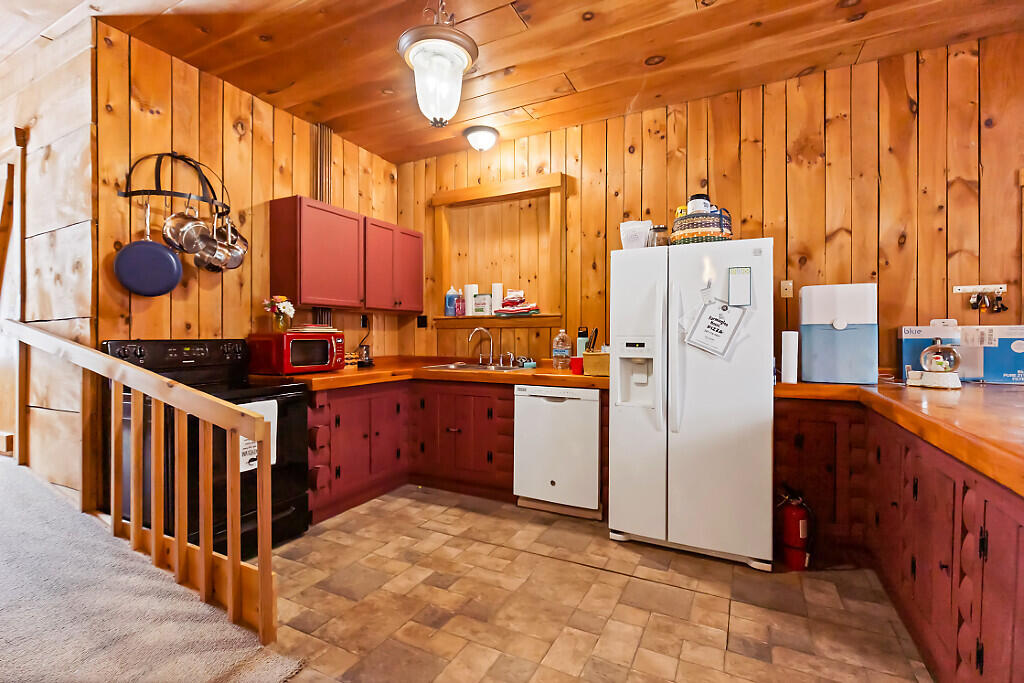 1194 Mercer Road Mercer ME 04957