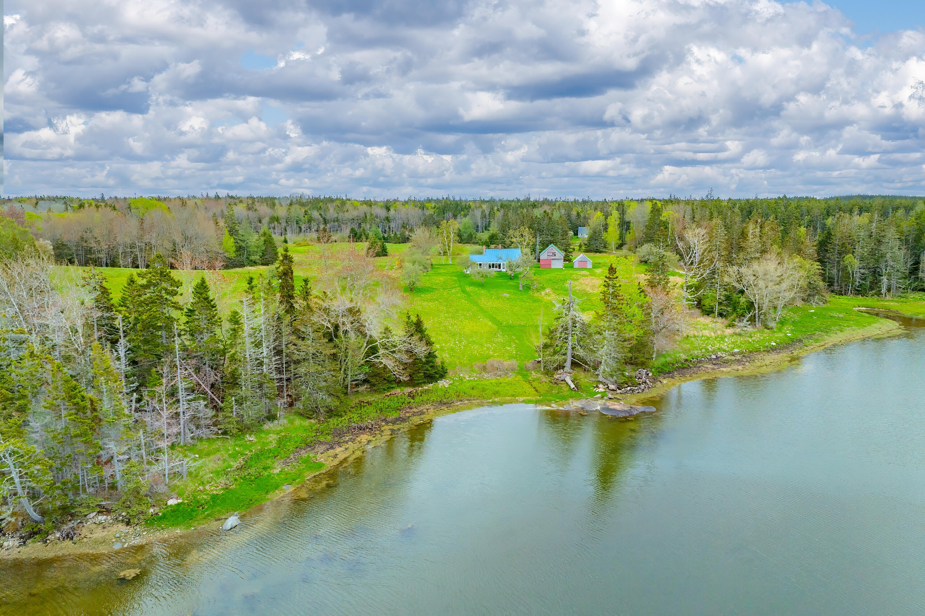 17 Barbour Farm Road Stonington ME 04681