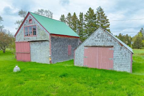 17 Barbour Farm Road Stonington ME 04681