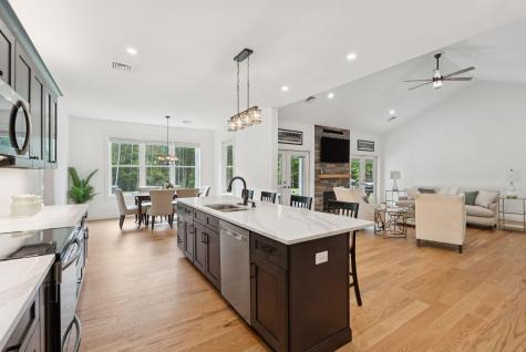 9 Bonita Way Buxton ME 04093