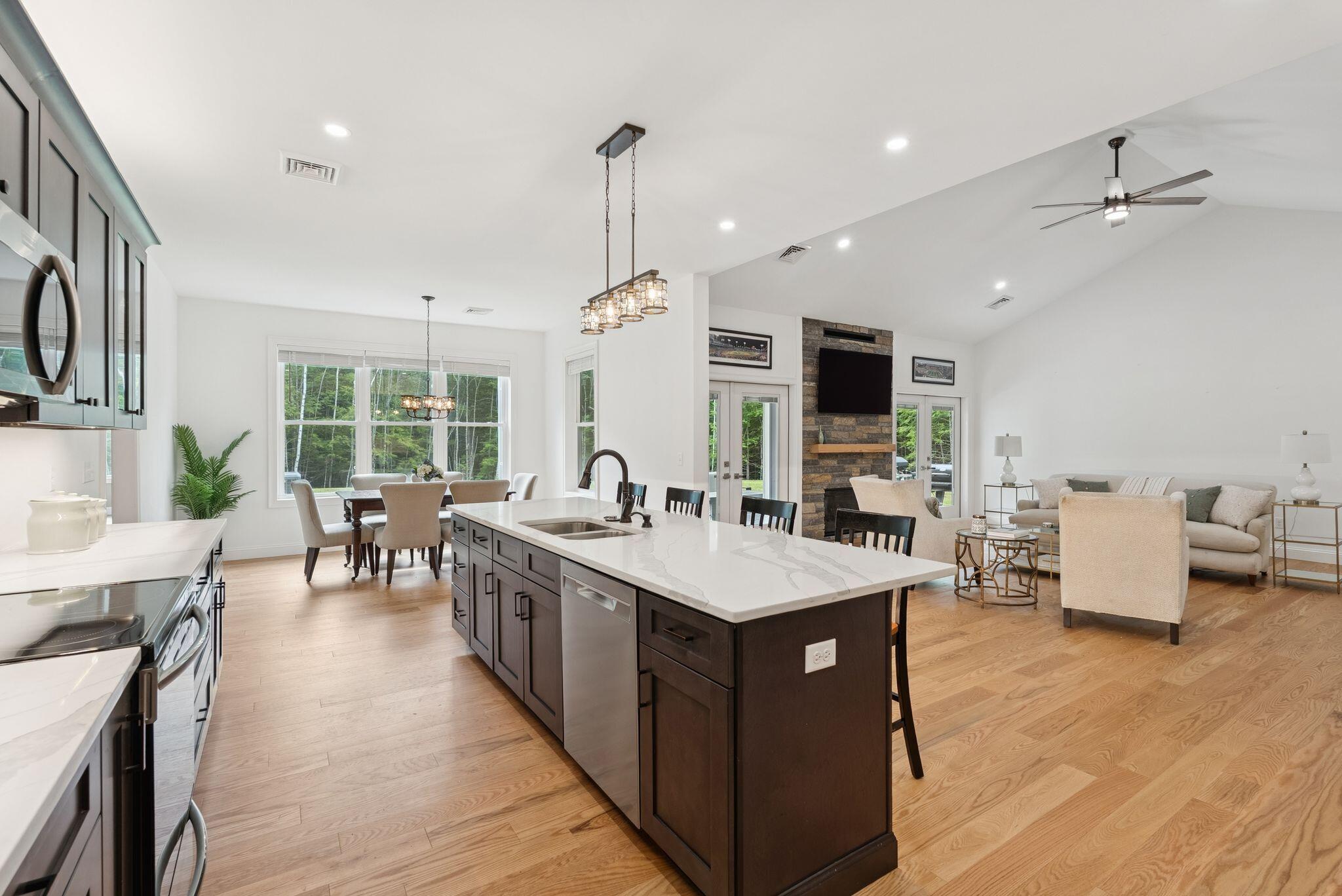 9 Bonita Way Buxton ME 04093