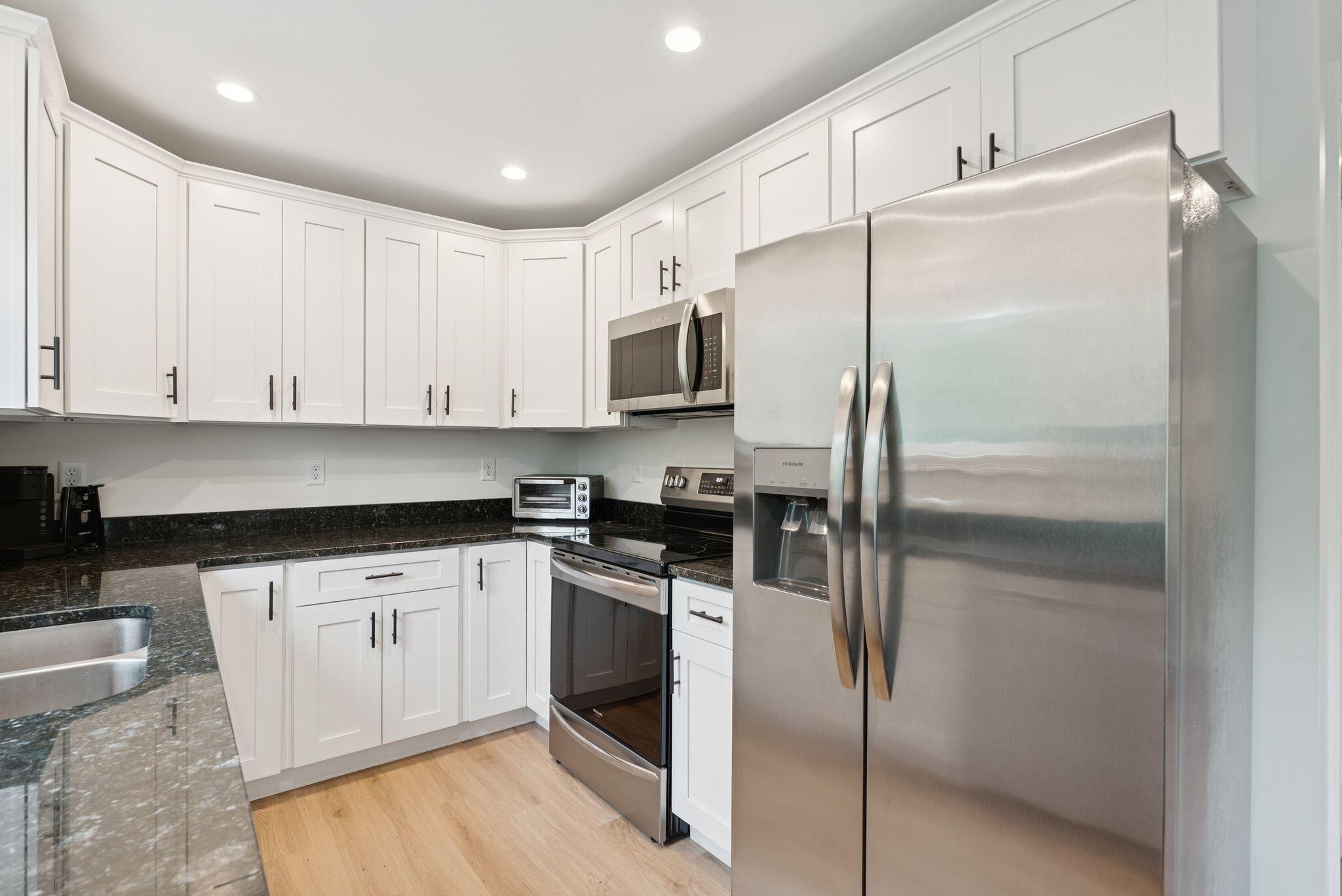 9 Bonita Way Buxton ME 04093