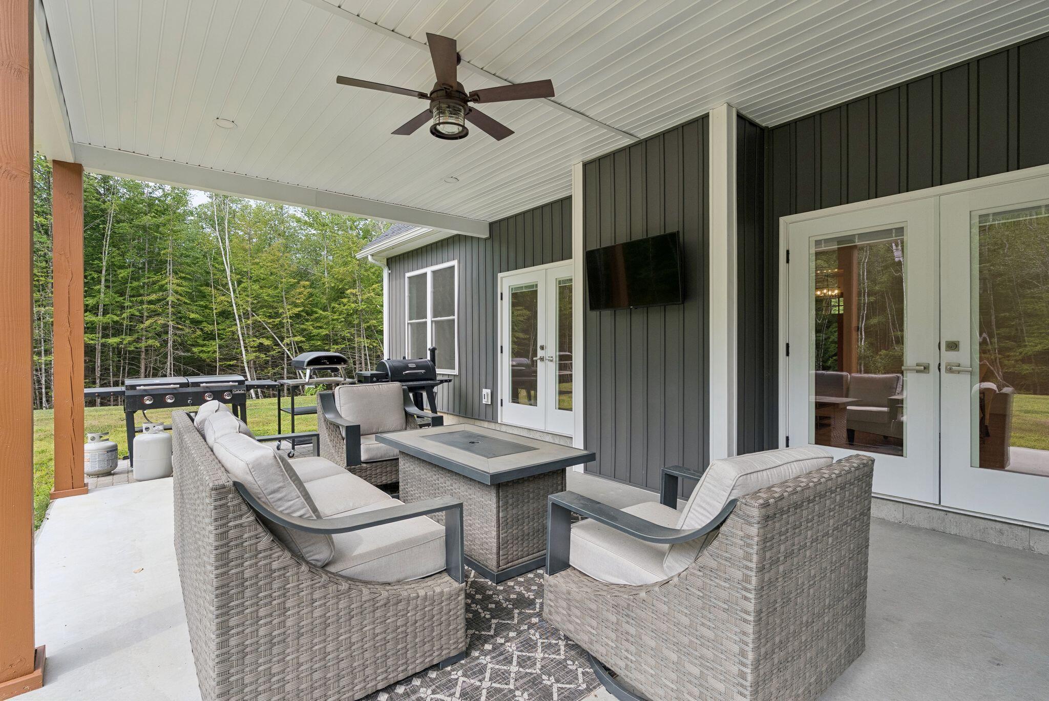 9 Bonita Way Buxton ME 04093