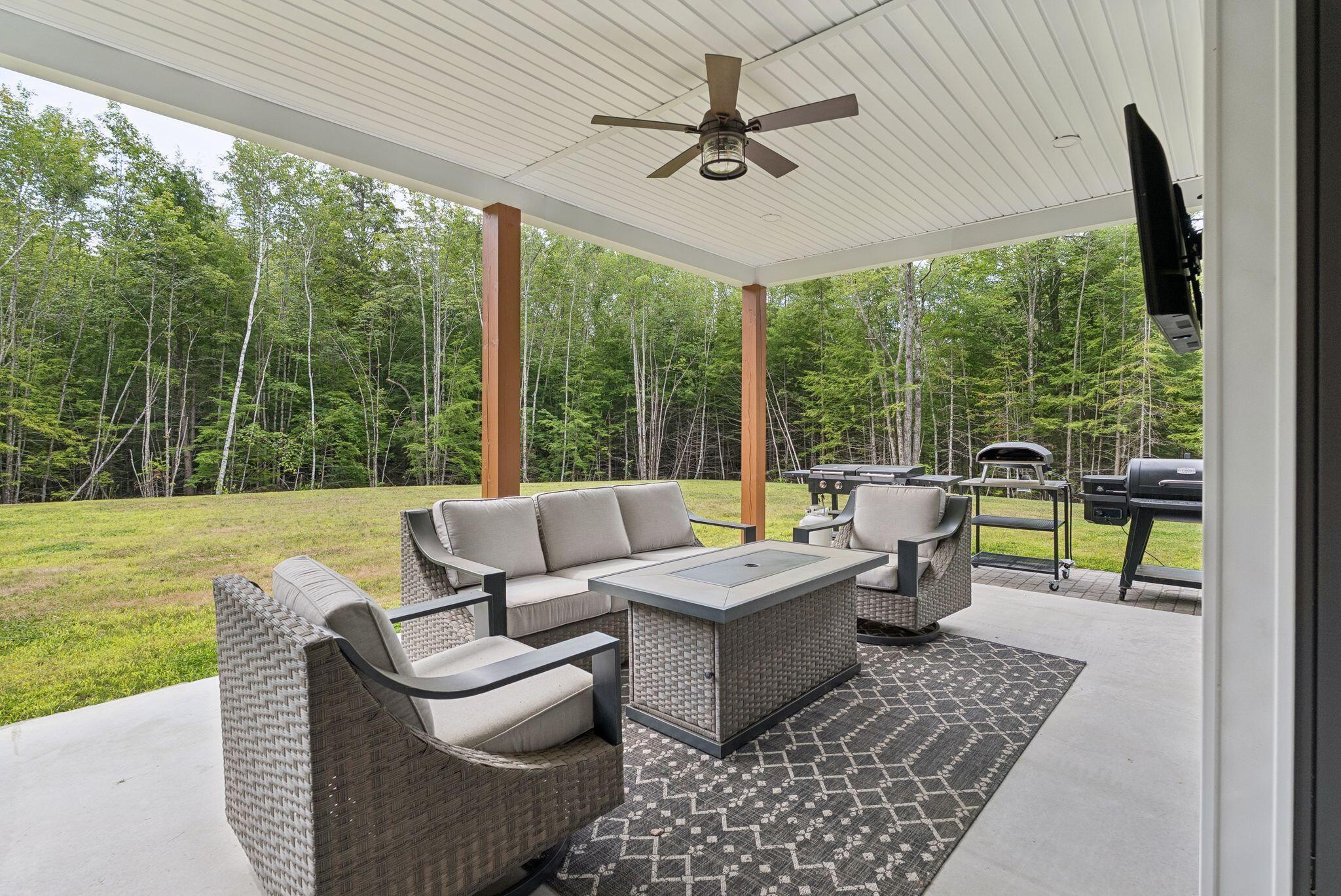 9 Bonita Way Buxton ME 04093