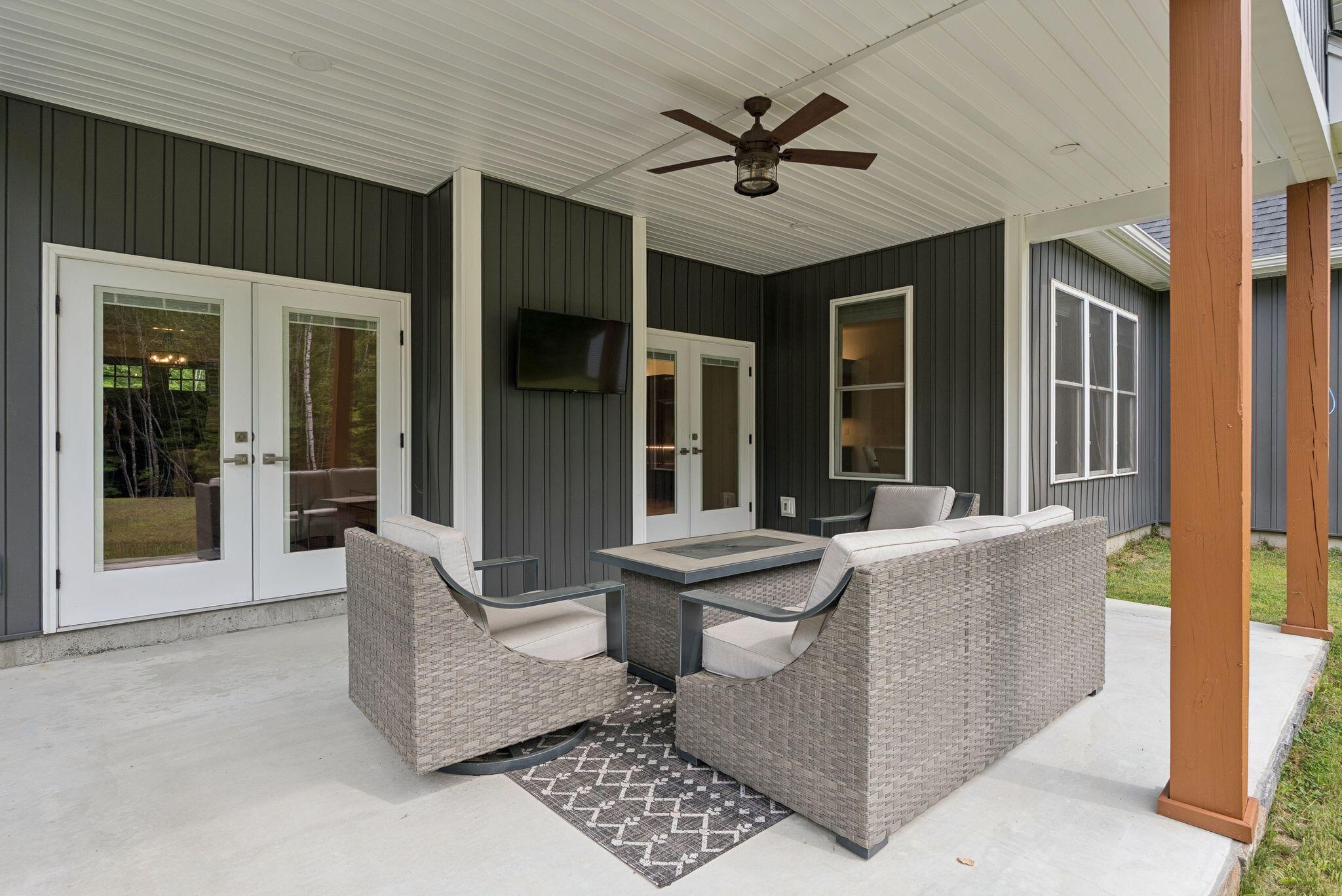 9 Bonita Way Buxton ME 04093