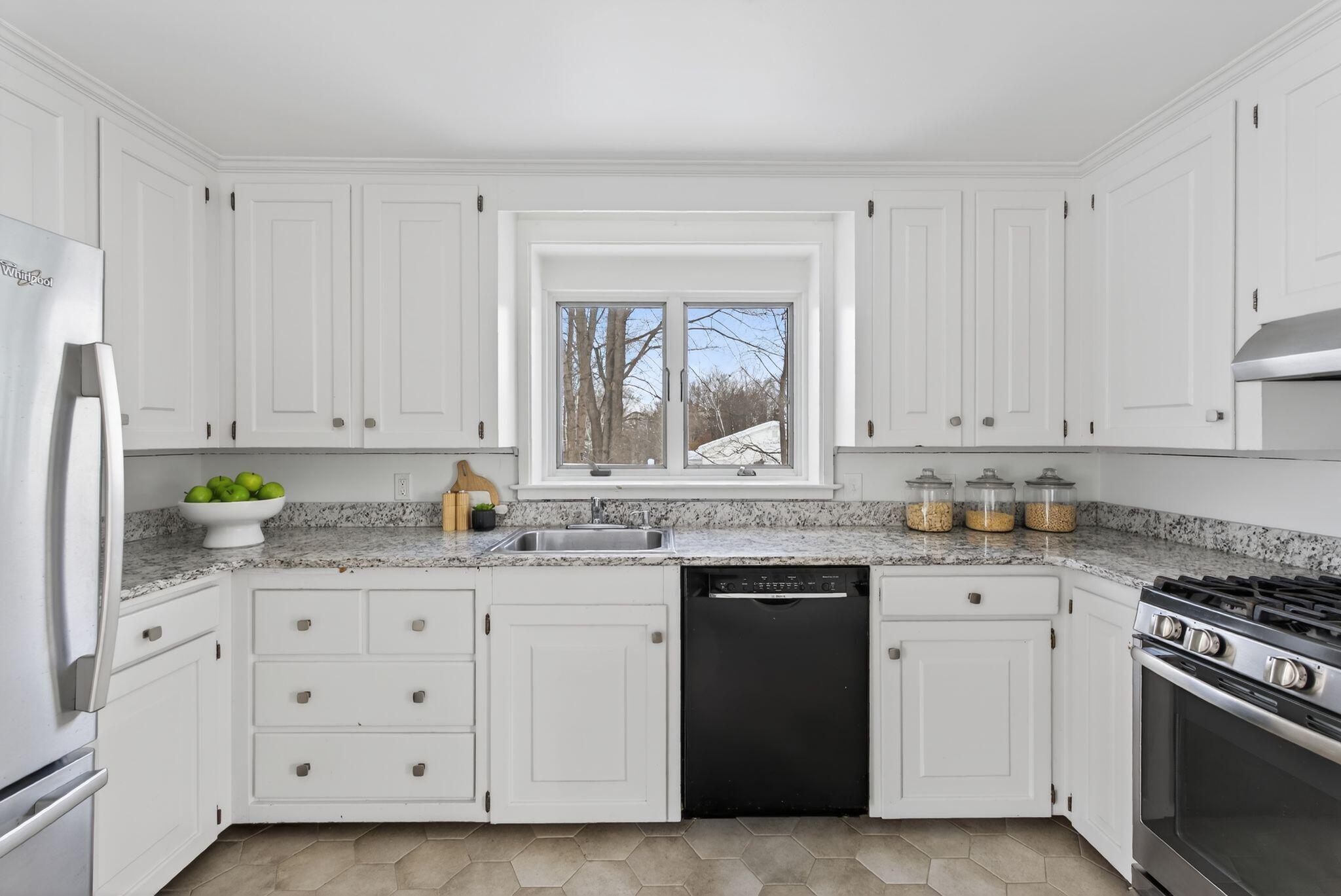 7 Wabun Road Cape Elizabeth ME 04107