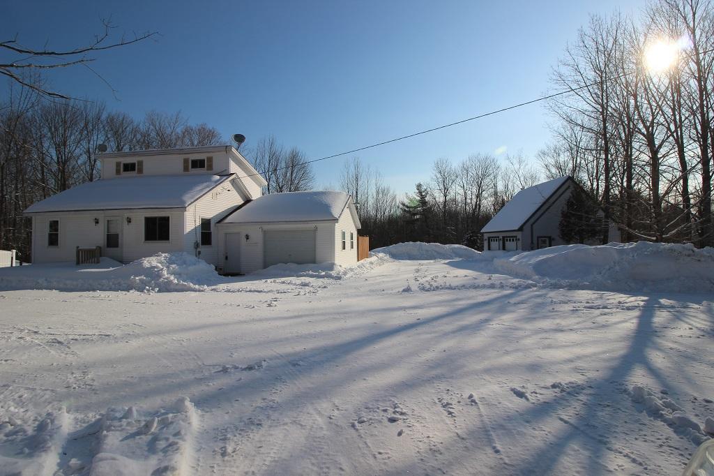 34 Darling Road Hudson ME 04449